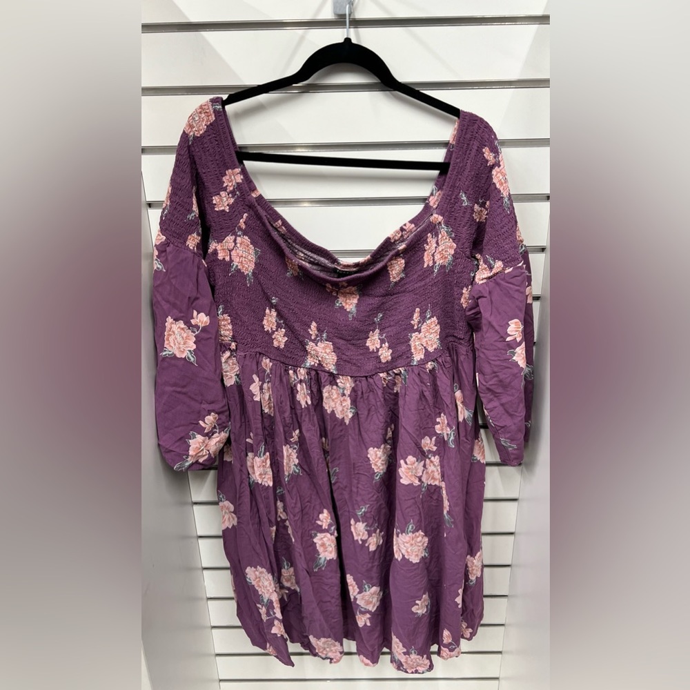 Torrid Size 4 (26w) Mini Challis Off-Shoulder Skater Dress in Pcasrlfelallichln